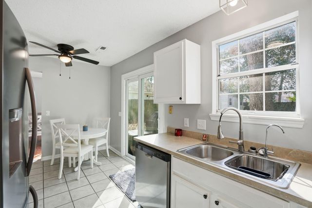 207 Hastings Drive, Goose Creek, SC 29445