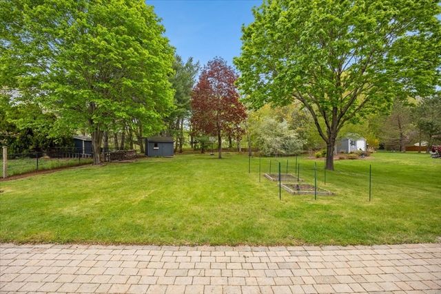 179 Dean St, Mansfield, MA 02048