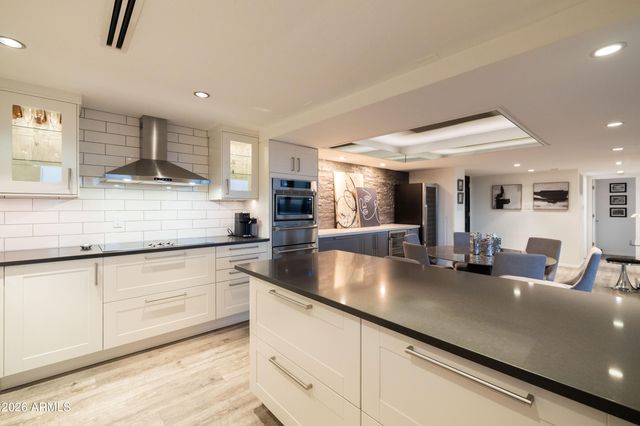 2323 N CENTRAL Avenue 1103, Phoenix, AZ 85004