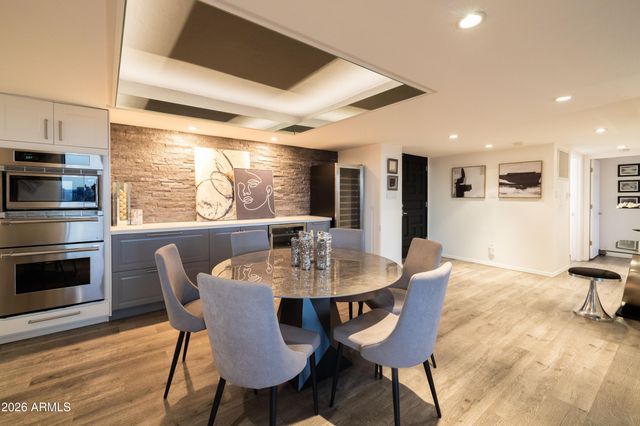 2323 N CENTRAL Avenue 1103, Phoenix, AZ 85004