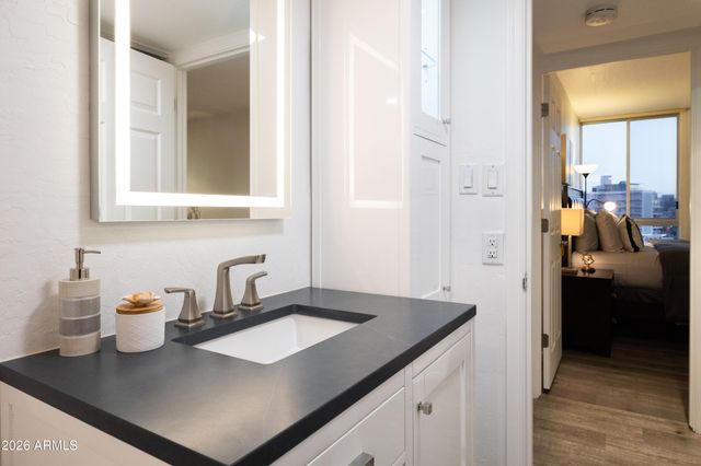 2323 N CENTRAL Avenue 1103, Phoenix, AZ 85004