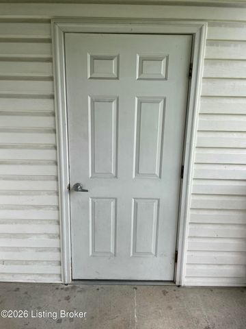 8832 Moody Rd 103, Louisville, KY 40219