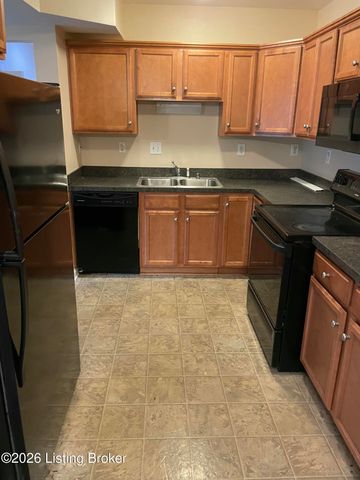 8832 Moody Rd 103, Louisville, KY 40219