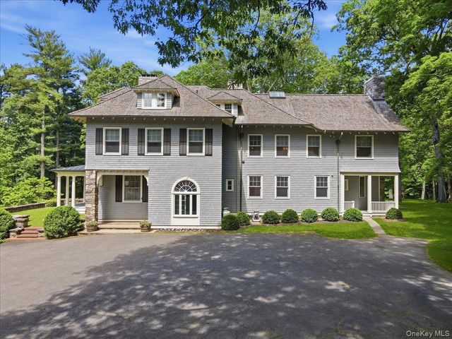 254 McLain Street, Bedford Corners, NY 10549
