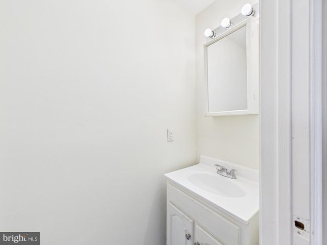1519 N BOUVIER ST, Philadelphia, PA 19121