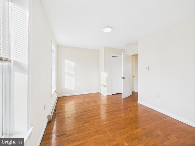 1519 N BOUVIER ST, Philadelphia, PA 19121