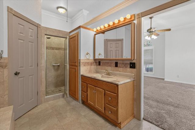 6224 Canyon Trail, Lake Worth, TX 76135
