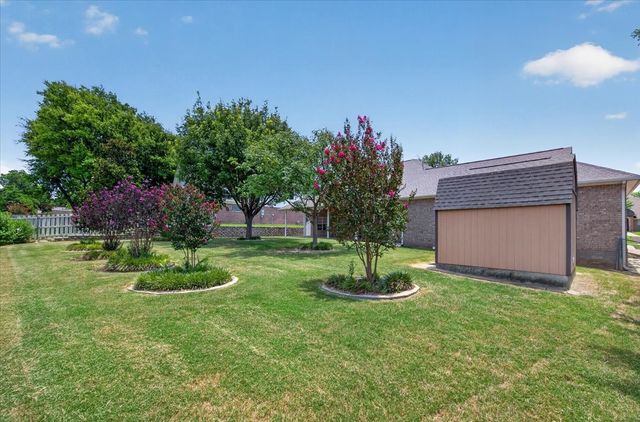 6224 Canyon Trail, Lake Worth, TX 76135