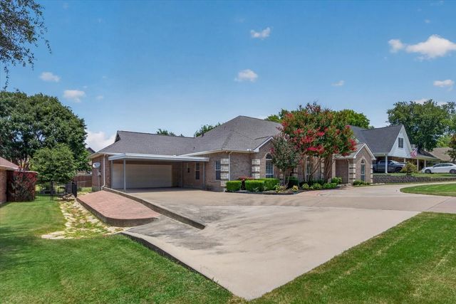 6224 Canyon Trail, Lake Worth, TX 76135
