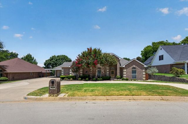 6224 Canyon Trail, Lake Worth, TX 76135