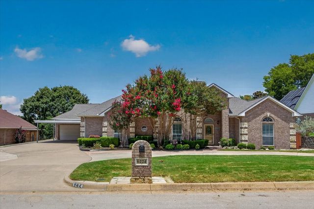 6224 Canyon Trail, Lake Worth, TX 76135