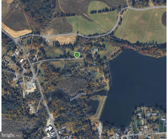 74 N GREENWICH ST, Alloway, NJ 08001