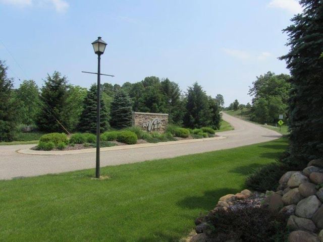 1694 Westview Drive 17, Allegan, MI 49010