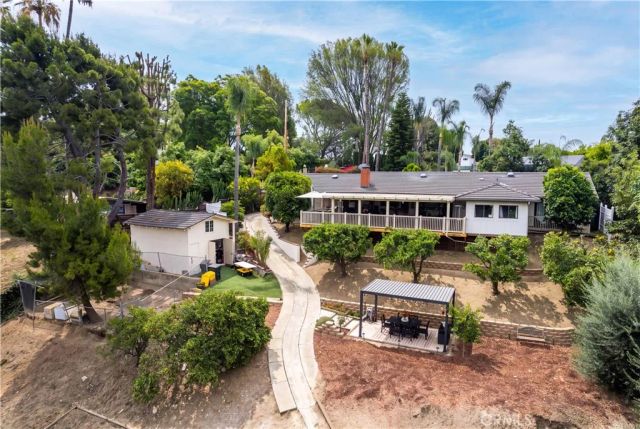 1916 Tumin Road, La Habra Heights, CA 90631