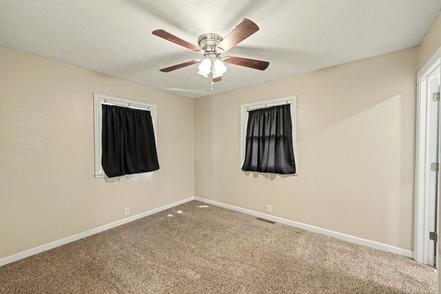 2322 Aurora, Salina, KS 67401
