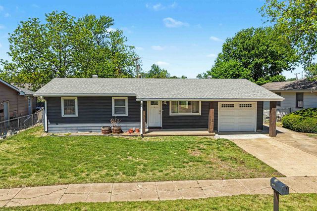 2322 Aurora, Salina, KS 67401