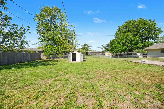 2322 Aurora, Salina, KS 67401