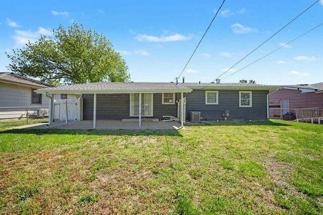 2322 Aurora, Salina, KS 67401