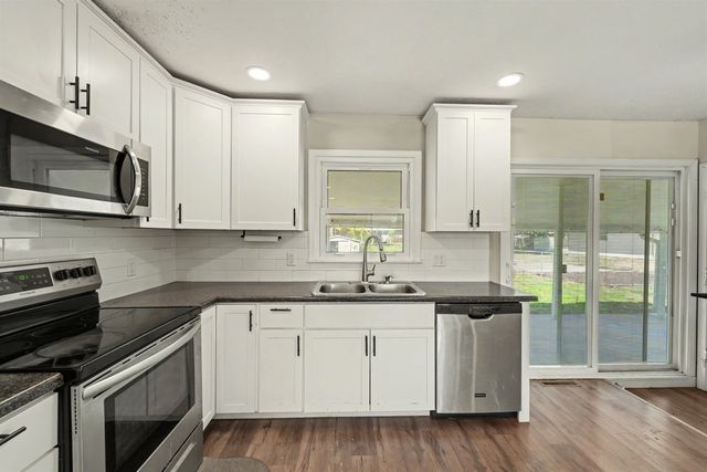 2322 Aurora, Salina, KS 67401