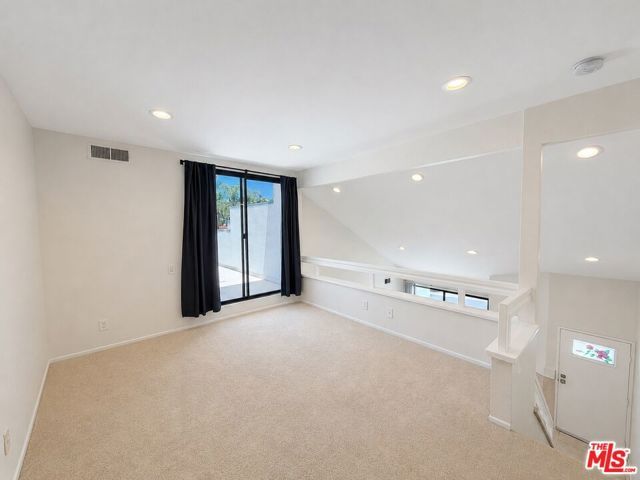 1158 Tivoli Lane 180, Simi Valley, CA 93065