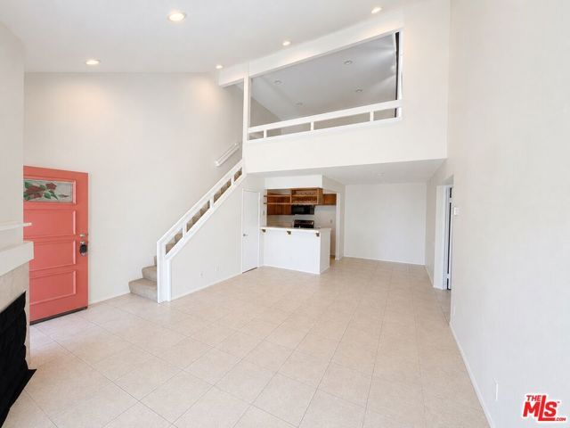 1158 Tivoli Lane 180, Simi Valley, CA 93065