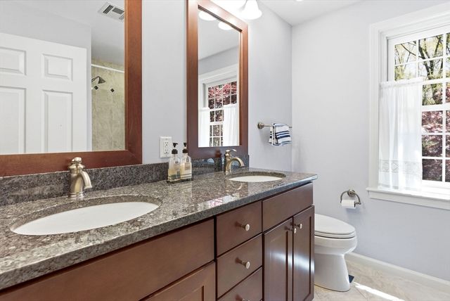 8 Valleywood Rd, Hopkinton, MA 01748