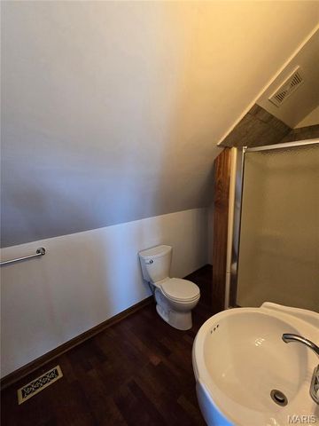 811 N Main Street, Columbia, IL 62236