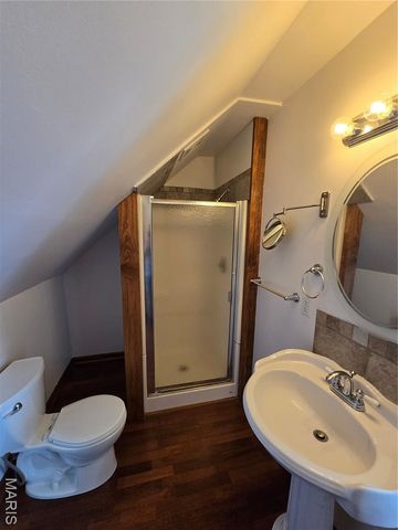 811 N Main Street, Columbia, IL 62236