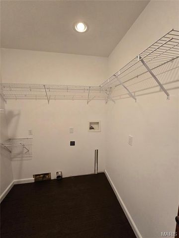 811 N Main Street, Columbia, IL 62236