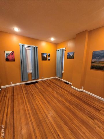 811 N Main Street, Columbia, IL 62236