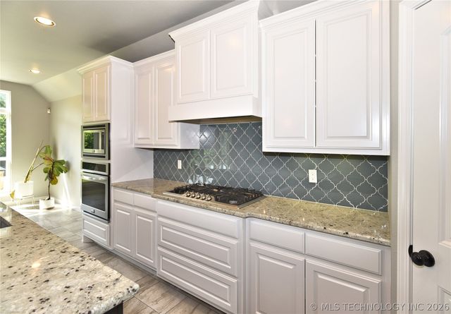 2620 W 116th Place S, Jenks, OK 74137