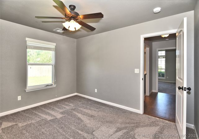 2620 W 116th Place S, Jenks, OK 74137