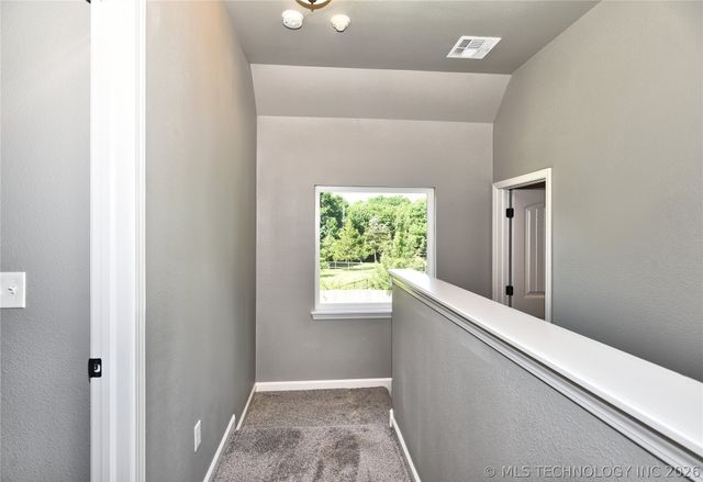 2620 W 116th Place S, Jenks, OK 74137