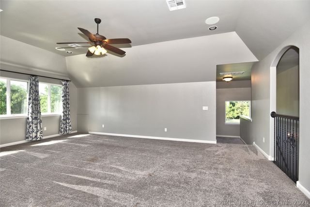 2620 W 116th Place S, Jenks, OK 74137
