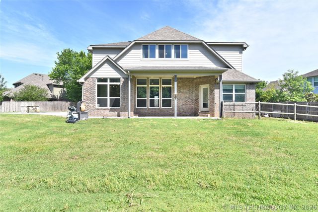 2620 W 116th Place S, Jenks, OK 74137