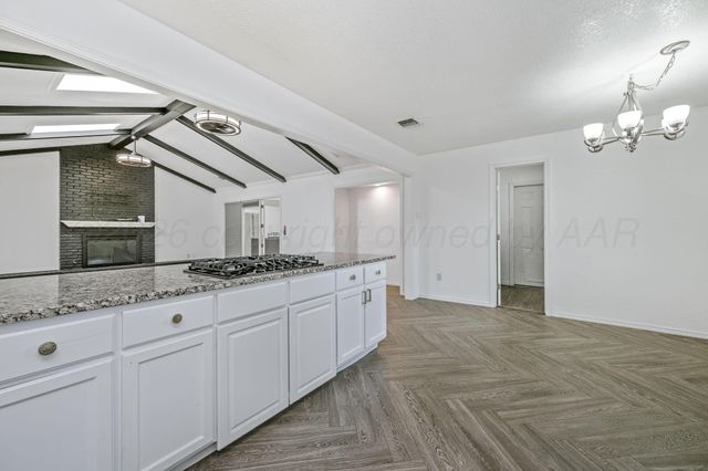 4015 OAKHURST Drive, Amarillo, TX 79109