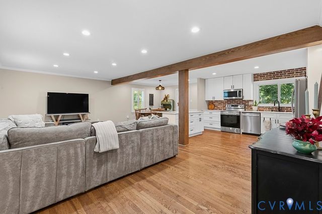 2016 Wrens Nest Rd, Richmond, VA 23235