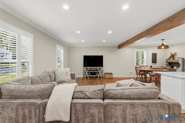 2016 Wrens Nest Rd, Richmond, VA 23235
