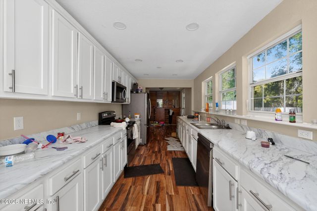 111 E 54TH Street, Jacksonville, FL 32208