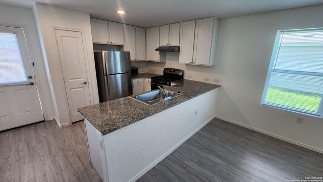 10179 Asta Trail, San Antonio, TX 78224