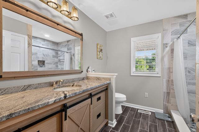 250 High Meadows Ln, Shelbyville, TN 37160