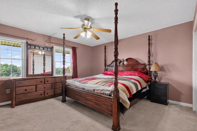 250 High Meadows Ln, Shelbyville, TN 37160