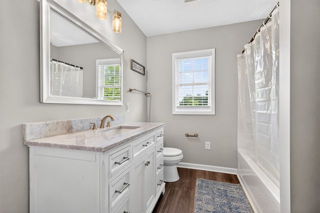 250 High Meadows Ln, Shelbyville, TN 37160