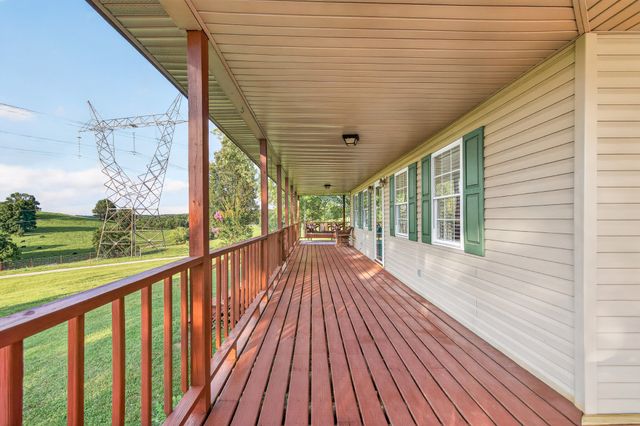 250 High Meadows Ln, Shelbyville, TN 37160