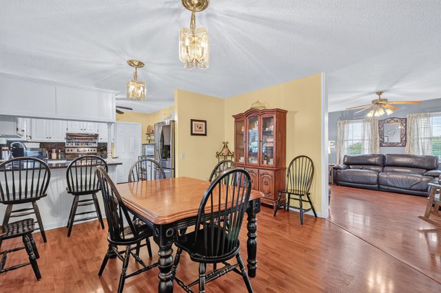 250 High Meadows Ln, Shelbyville, TN 37160
