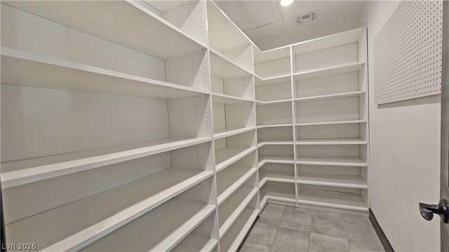 2870 Belcastro Street, Las Vegas, NV 89117