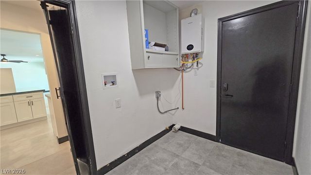 2870 Belcastro Street, Las Vegas, NV 89117