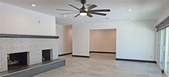 2870 Belcastro Street, Las Vegas, NV 89117