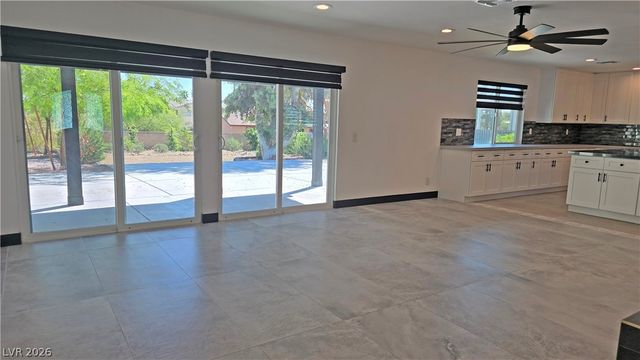 2870 Belcastro Street, Las Vegas, NV 89117