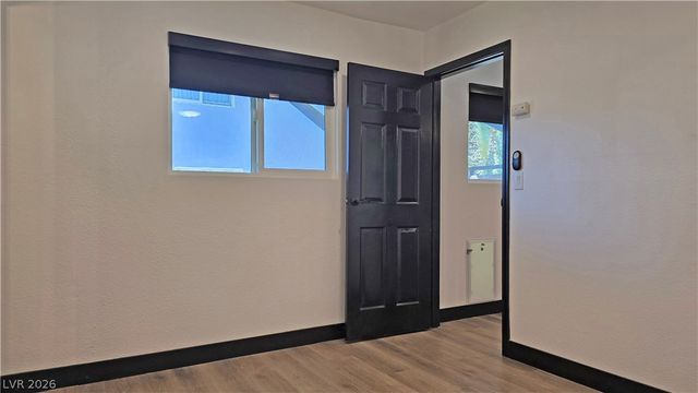2870 Belcastro Street, Las Vegas, NV 89117